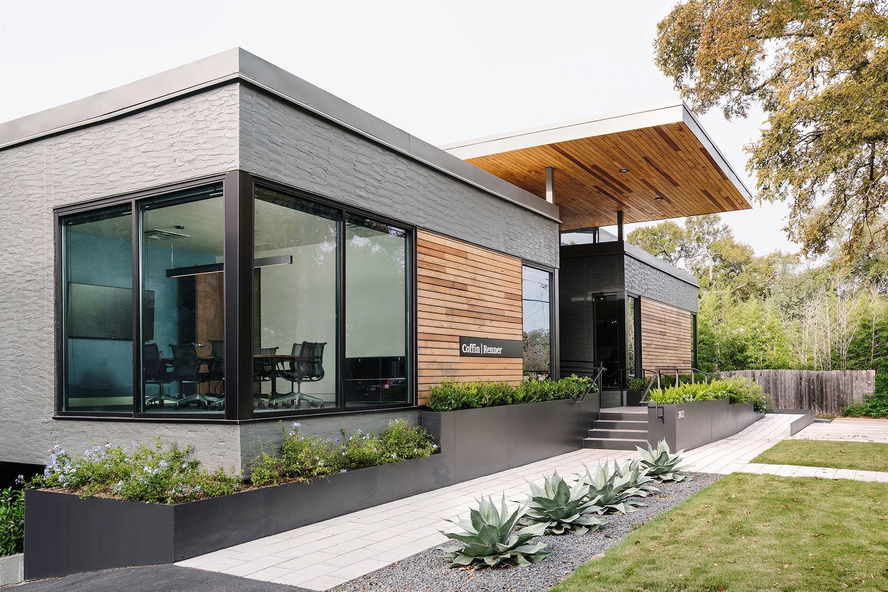Redesign Exterior Of An Officie